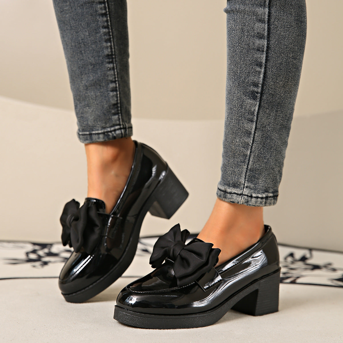 Women's Bowtie Platform Slip-On Dress Pumps